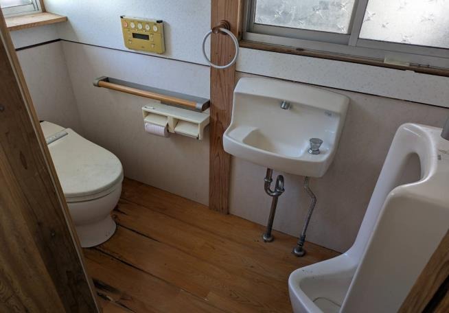 1970s wood house in Nejimekawaminami, Minamiosumi