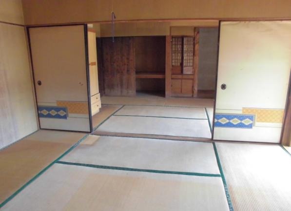 1970s wood house in Kamiokawachi, Izumi
