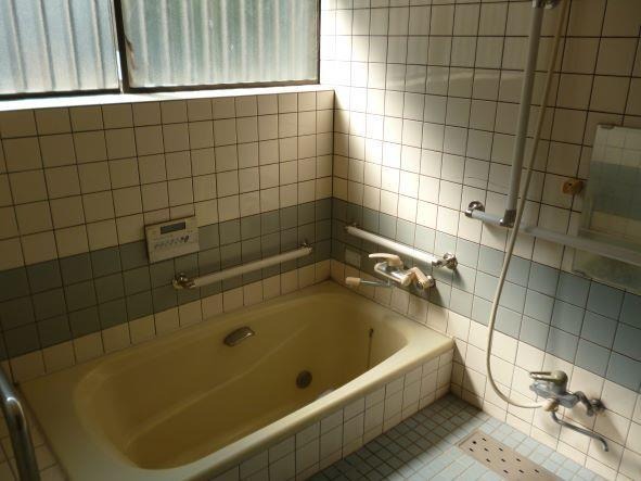 1980s wood house in Satsumayama, Ichikikushikino