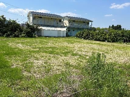 1980s wood house on a large plot in Funaki, Satsuma