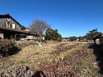 Wood house on a large plot in Tawara, Satsuma
