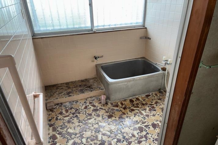 1950s wood house, 12-min walk to station, Takemoto, Izumi