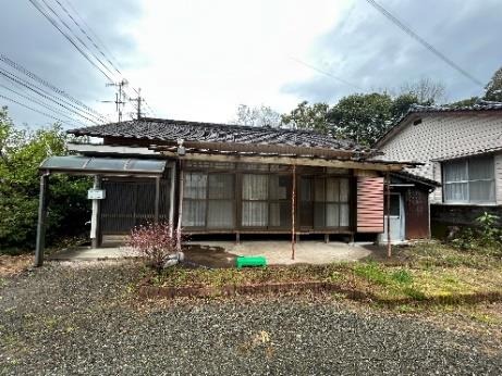 1980s wood house in Yuda, Satsuma