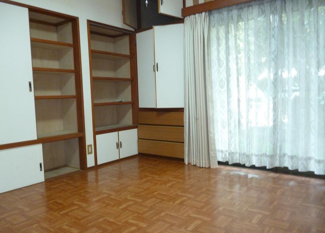 1980s wood house in Satsumayama, Ichikikushikino