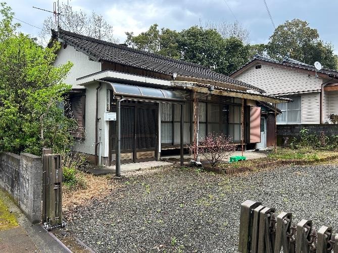1980s wood house in Yuda, Satsuma