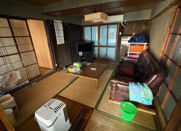 1940s wood house, 14-min walk to station, Kamisababuchi, Izumi