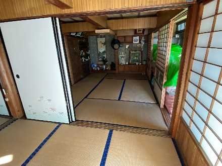 1970s wood house near the coast in Kamikawa, Kinko