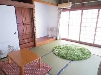 1970s wood house in Oita