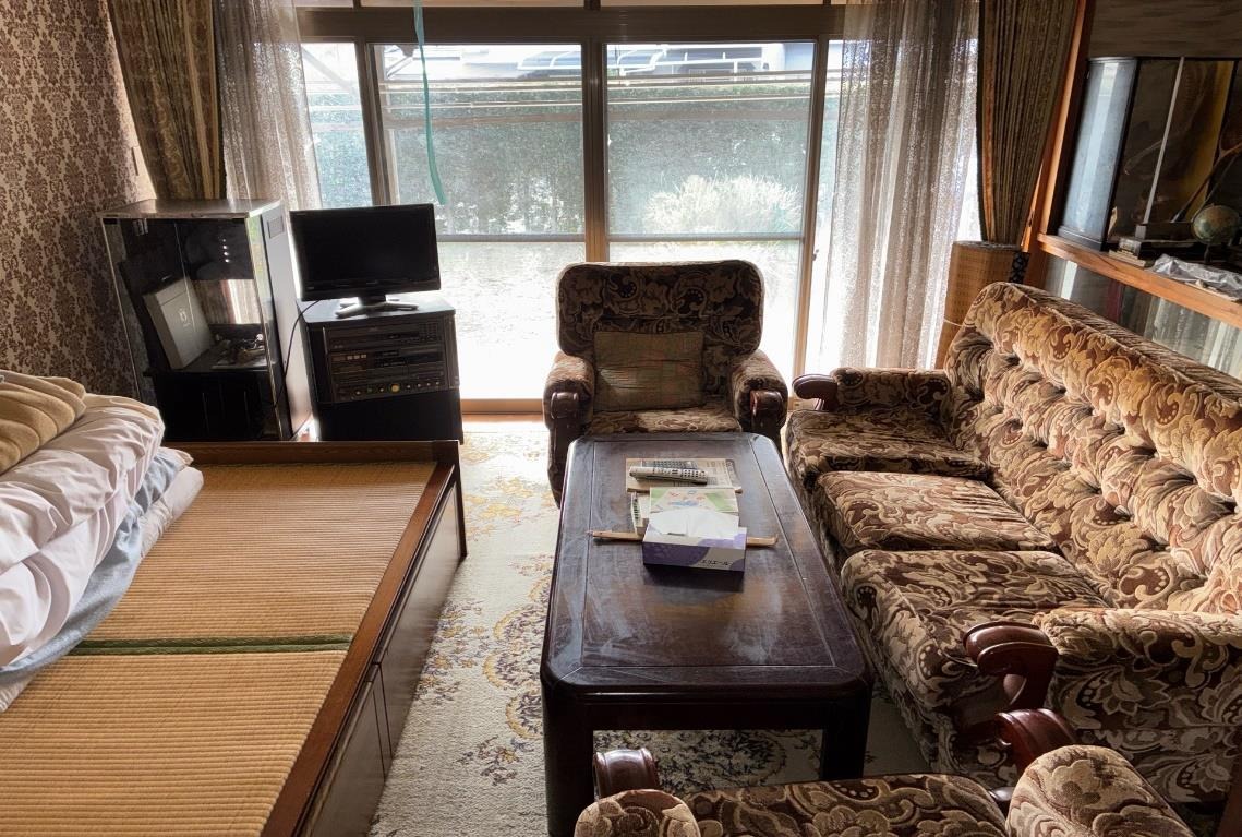 1980s wood house near the coast in Izumi, Kagoshima