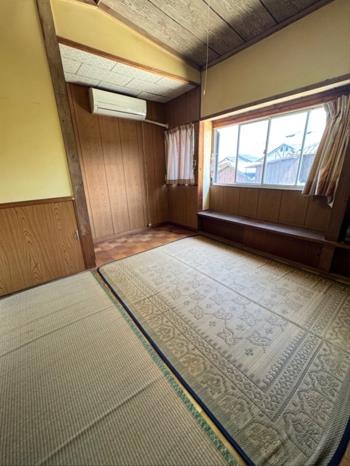 1950s wood house in Saga