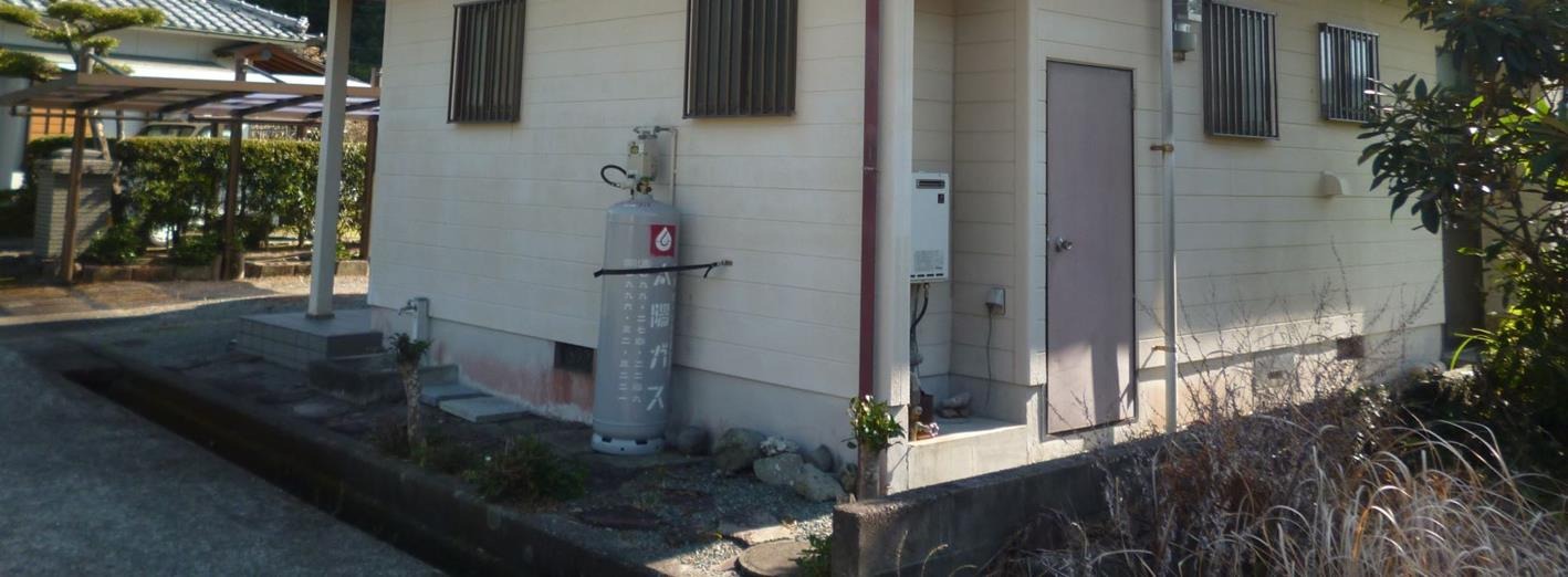 1980s wood house, 10-min walk to station, Yafusa, Ichikikushikino