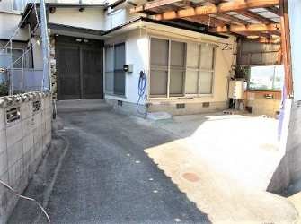 1970s wood house in Oita