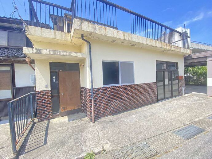 1960s house, 5-min walk to station, Toyama