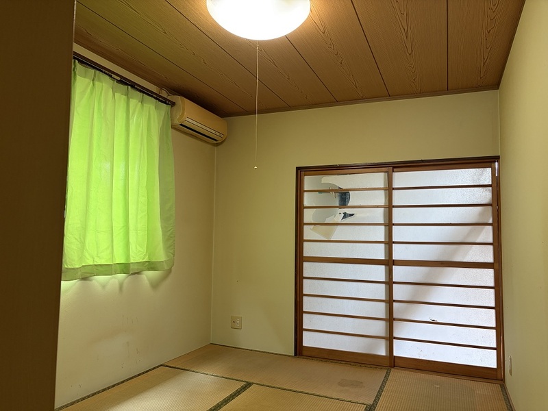 1970s wood house, 14-min walk to station, Niigata