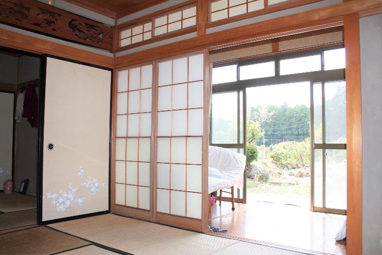 1970s wood house, 15-min walk to station, Tochigi