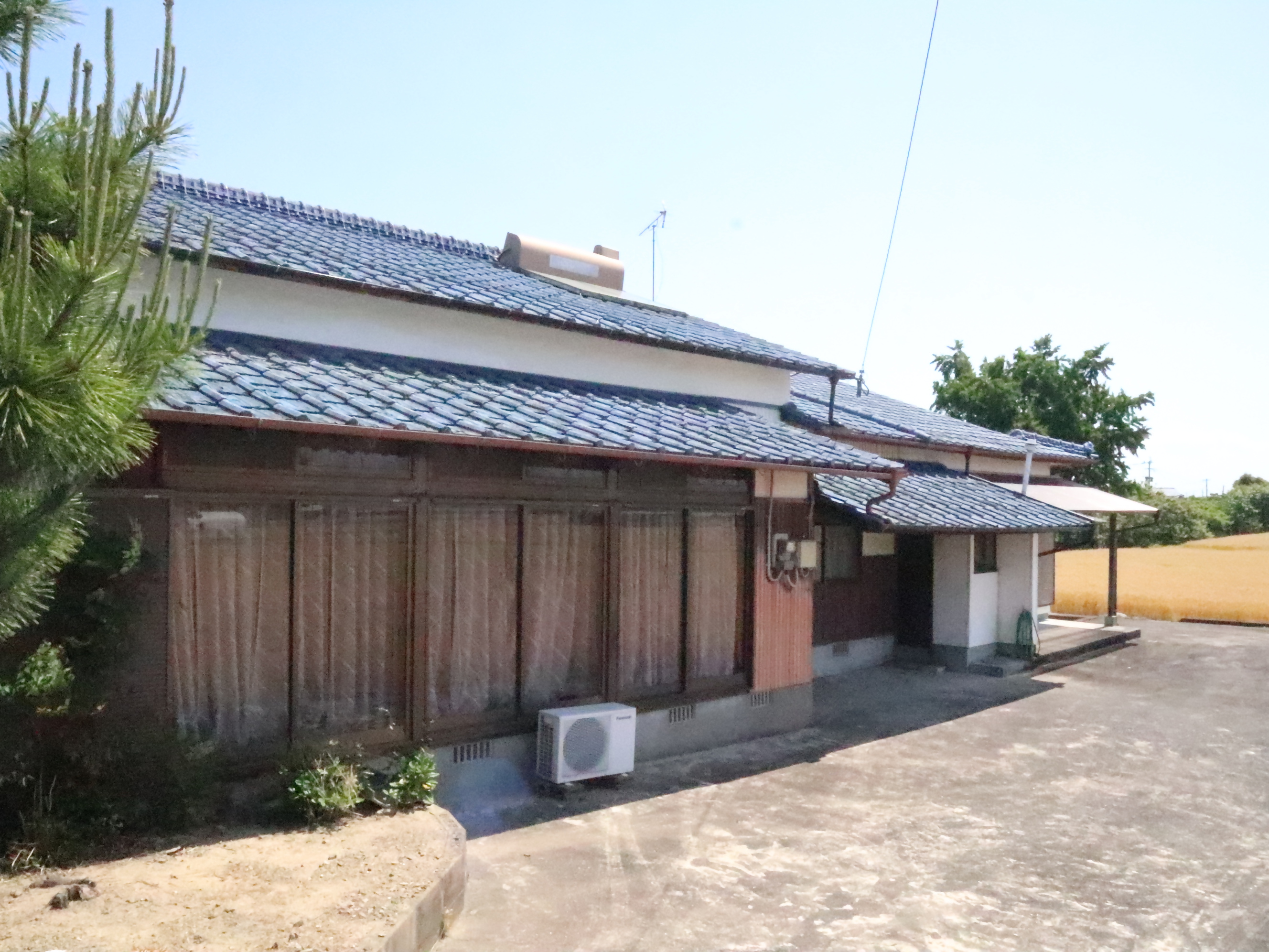 1960s wood house in Saga