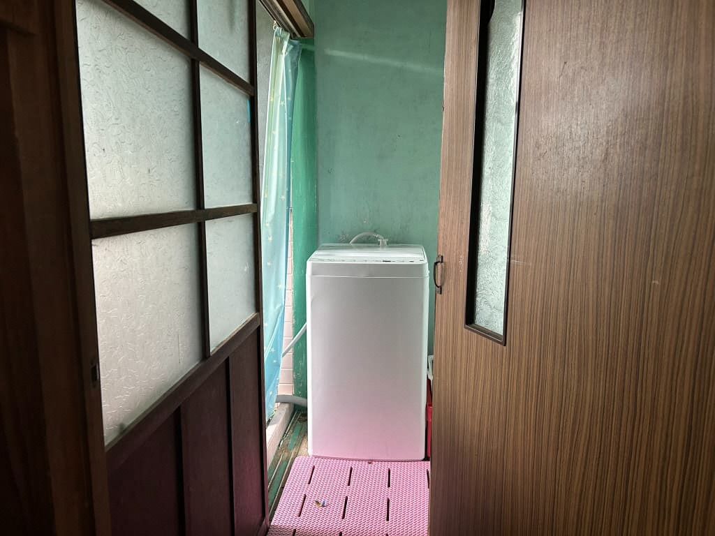 1970s wood house in Nagasaki