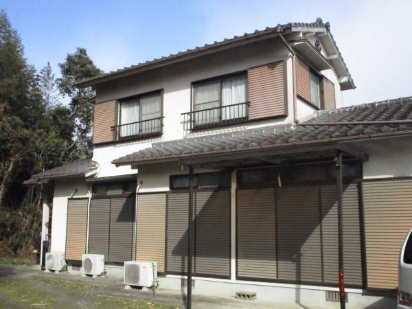 1980s wood house in Oita