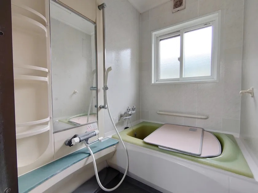 1970s wood house in Aomori