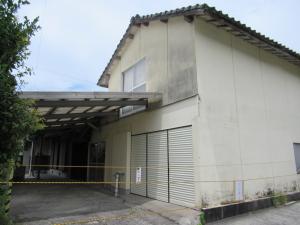 1980s wood house in Tarumizu, Kagoshima, farmland, approval needed