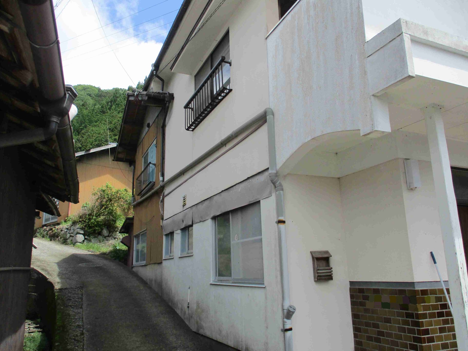 1960s wood house, 4-min walk to station, Hyogo