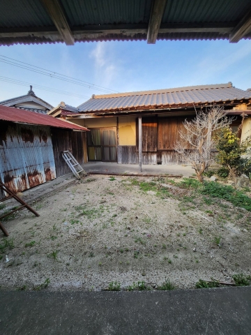 1950s wood house in Minamiawaji