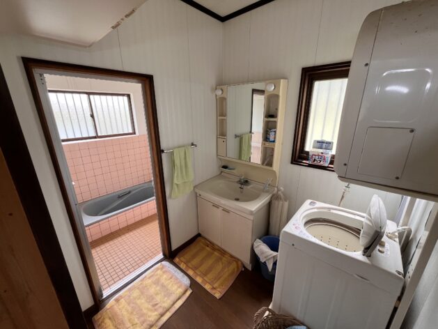 1980s wood house in Ehime