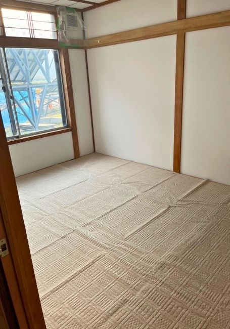 1970s wood house, 3-min walk to station, Hokkaido