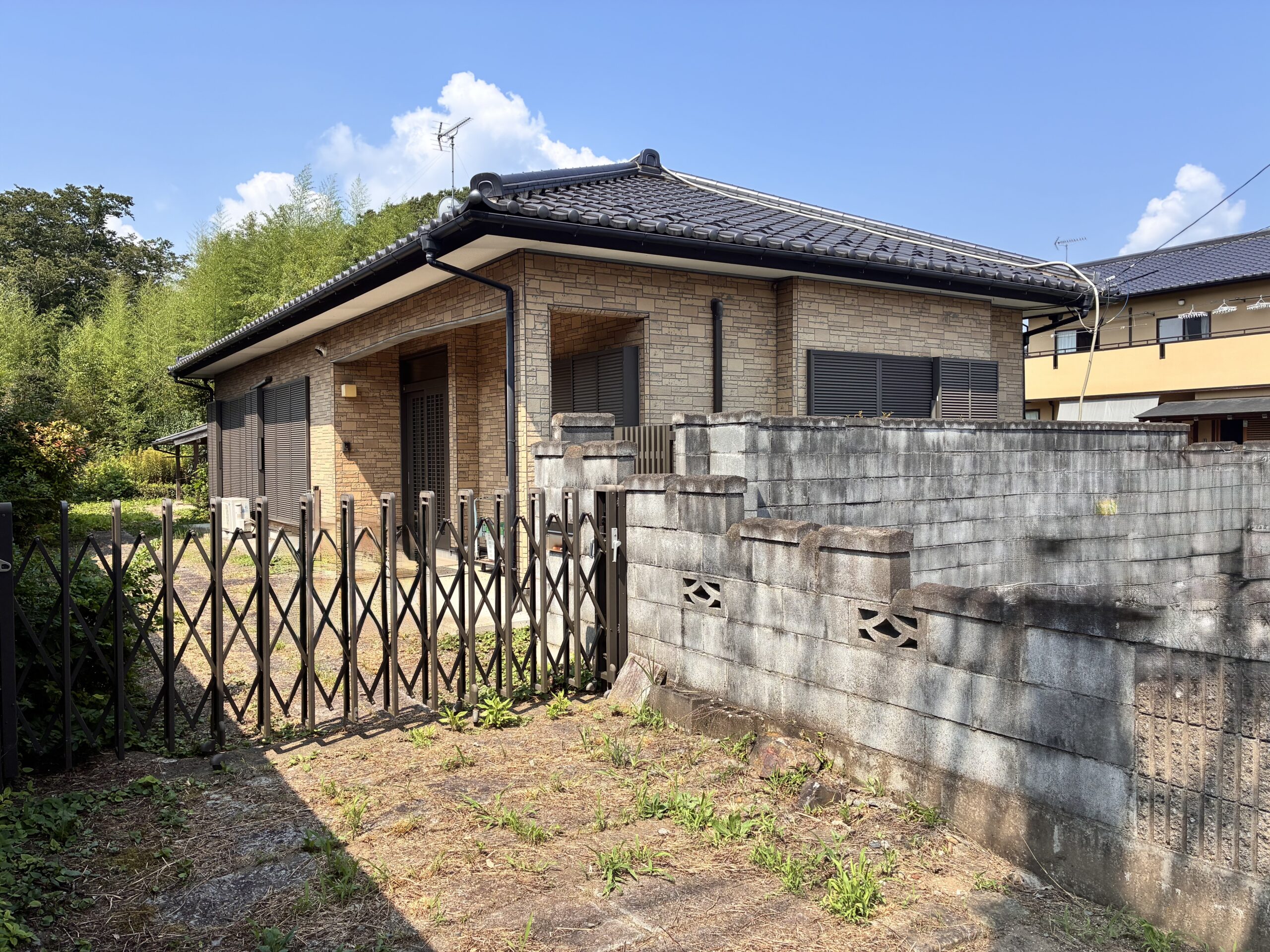 2000s wood house in Ibaraki