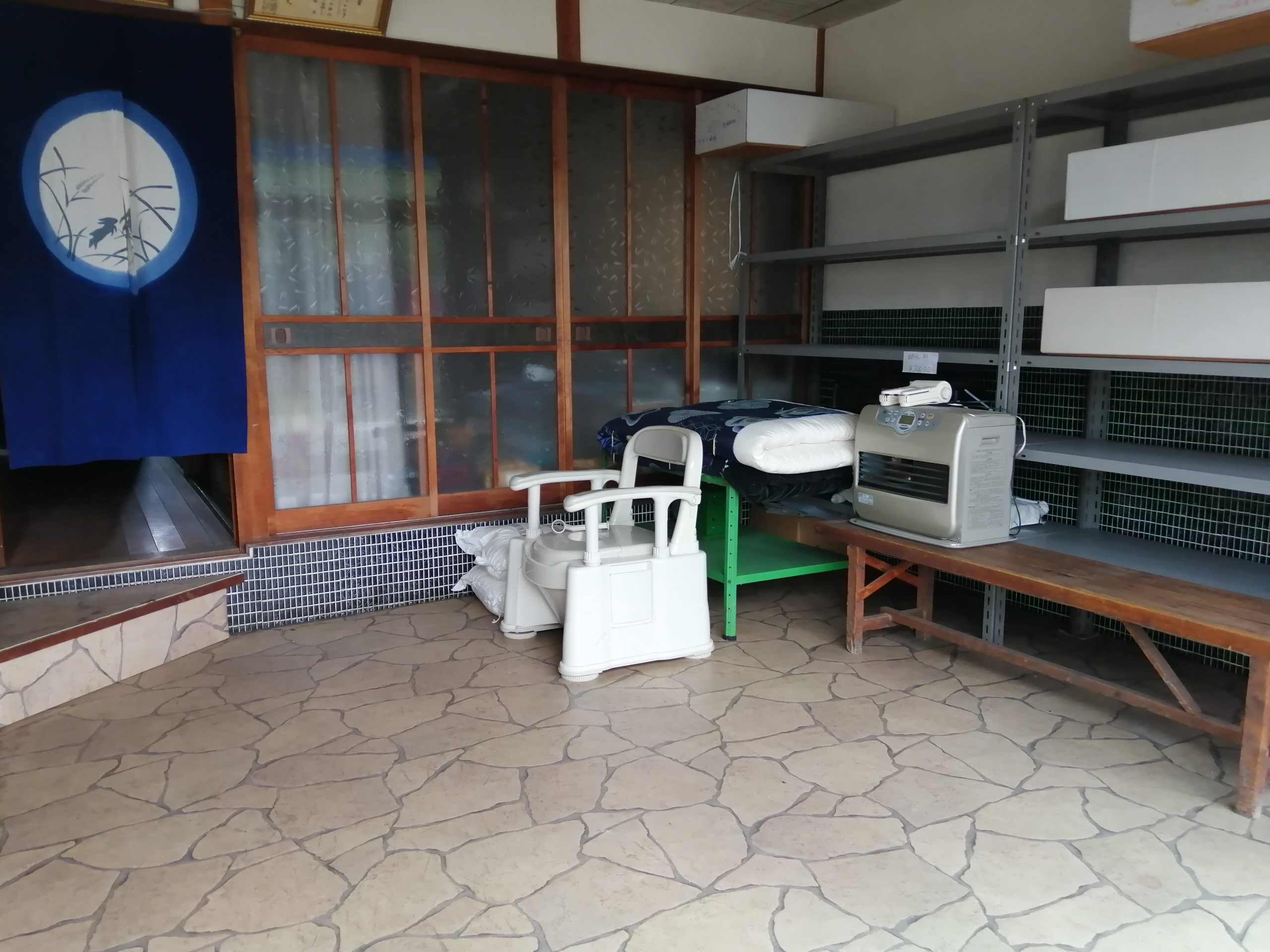 Concrete house, 6-min walk to station, Gifu