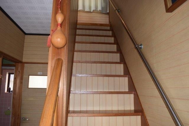 1980s wood house in Kochi