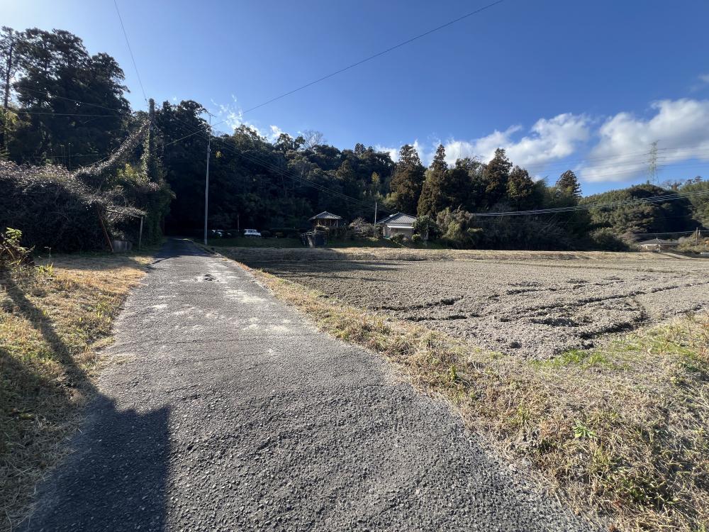 1980s wood house in Kushira, Kanoya, farmland, approval needed