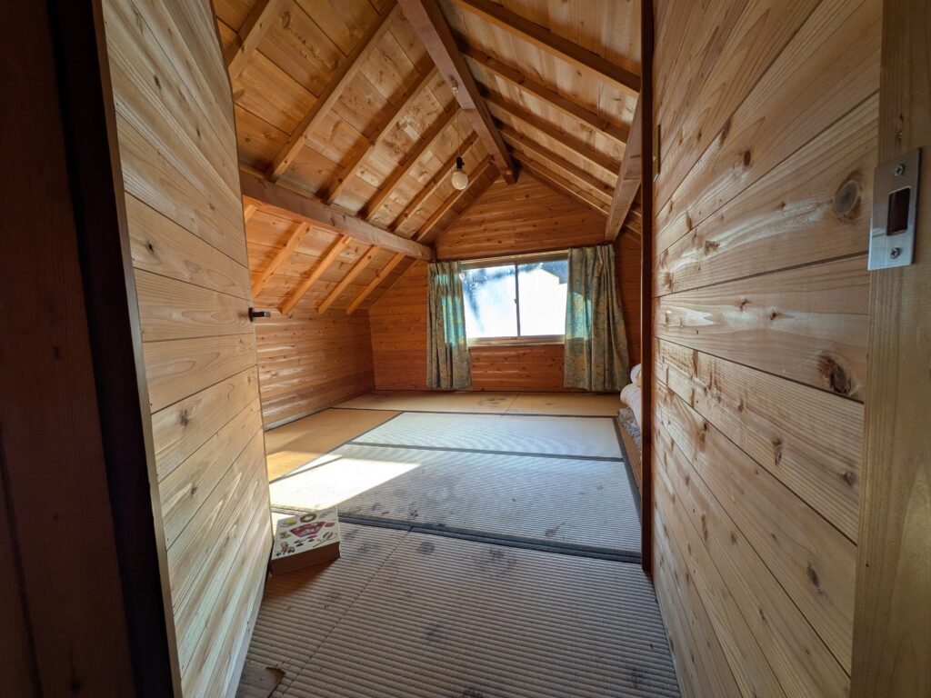 1990s wood house on a large plot in Nara