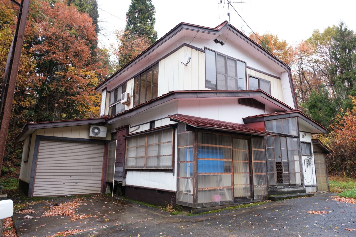 1970s wood house, 15-min walk to station, Yamagata