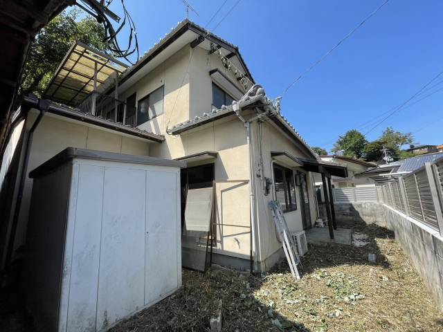 1980s wood house in Ehime