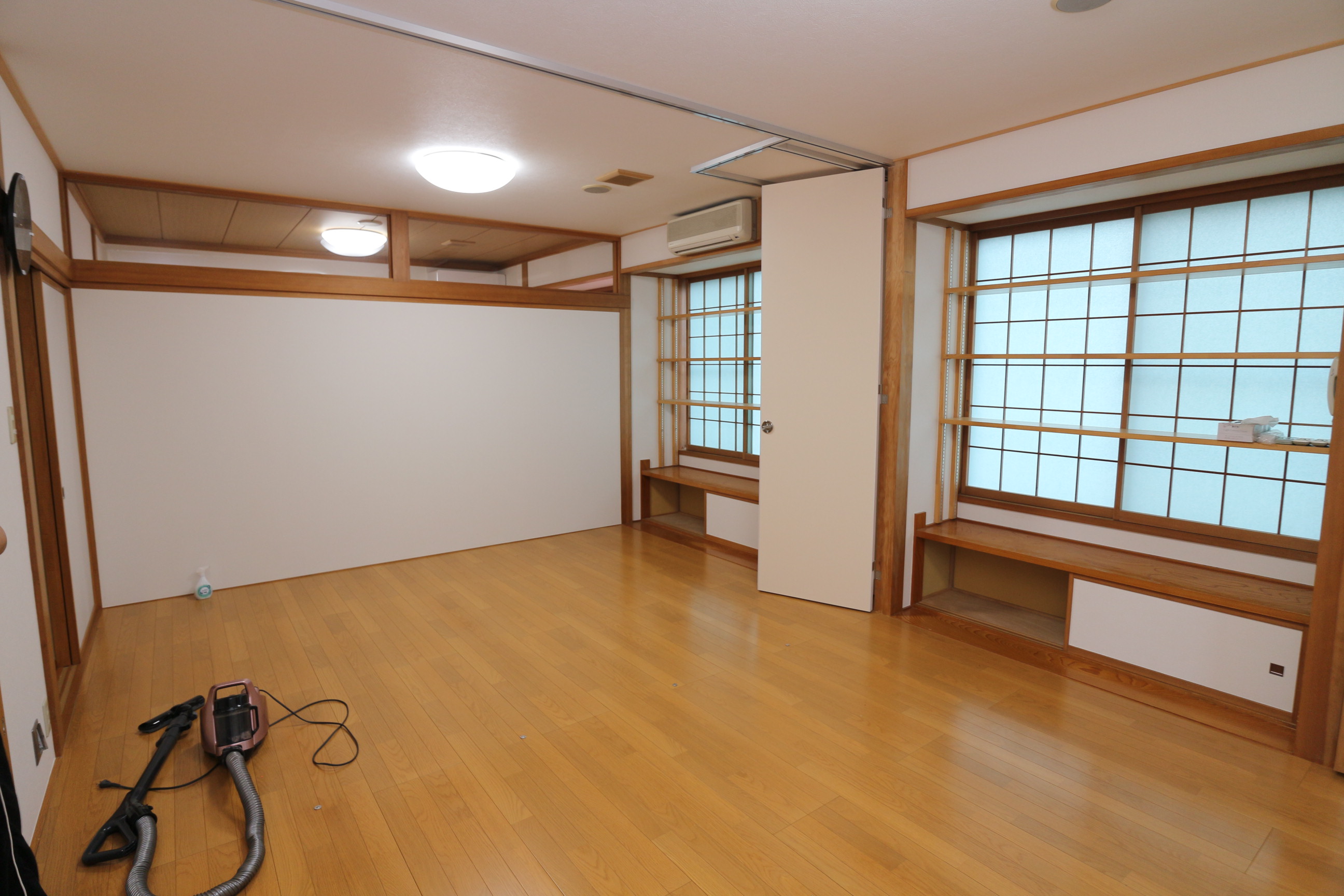 2000s wood house, 9-min walk to station, Nagano