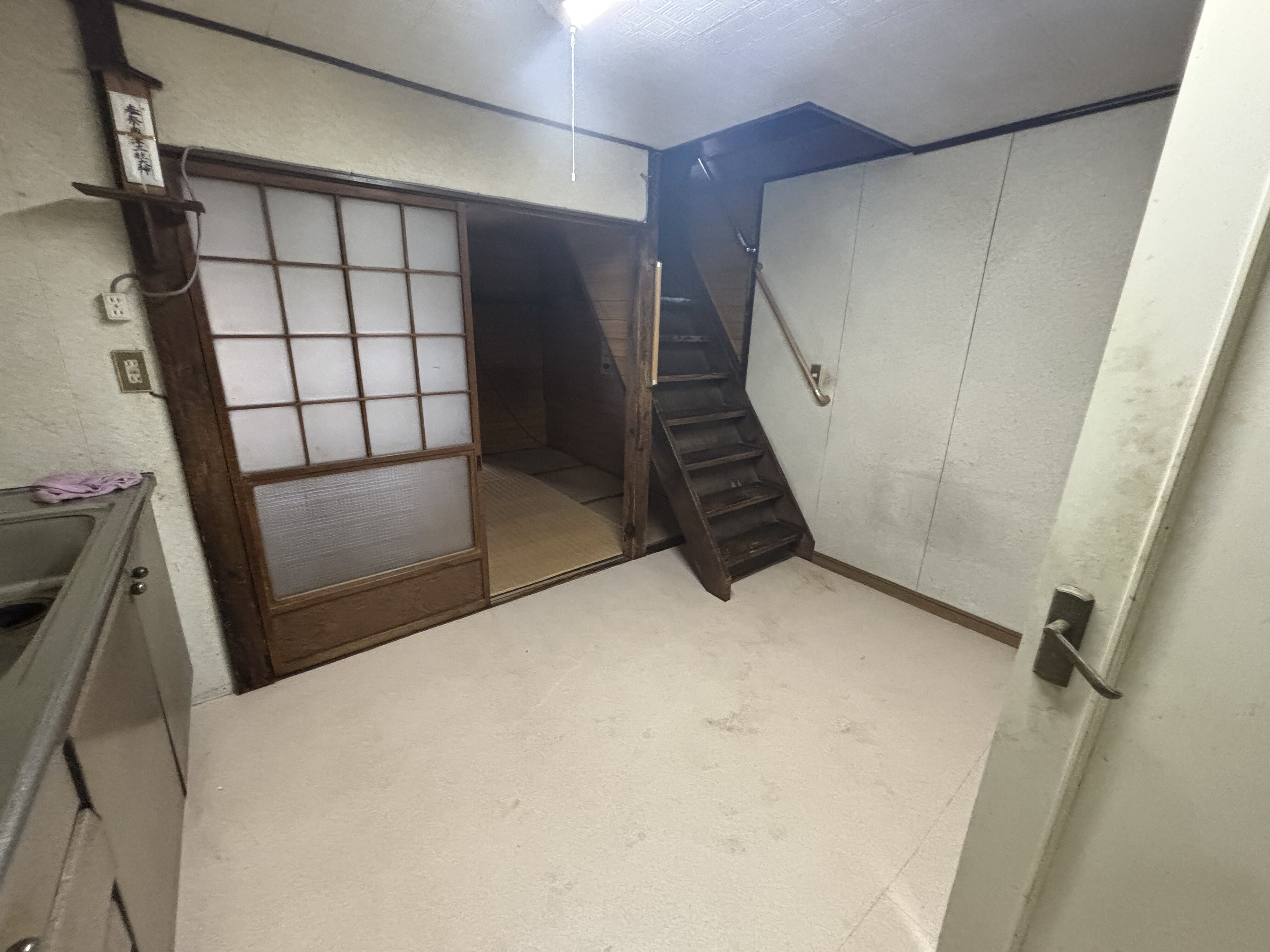 1960s wood house, 3-min walk to station, Shizuoka