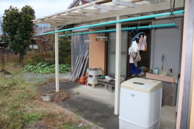 1970s wood house, 2-min walk to station, Mie