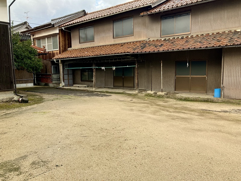 1930s wood house, 11-min walk to station, Tottori