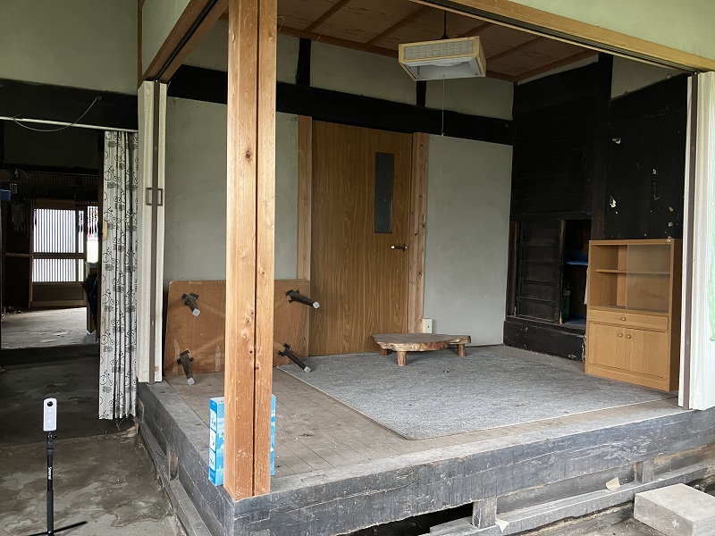 1890s wood house on a large plot in Tottori