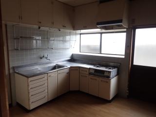 1980s wood house in Oita