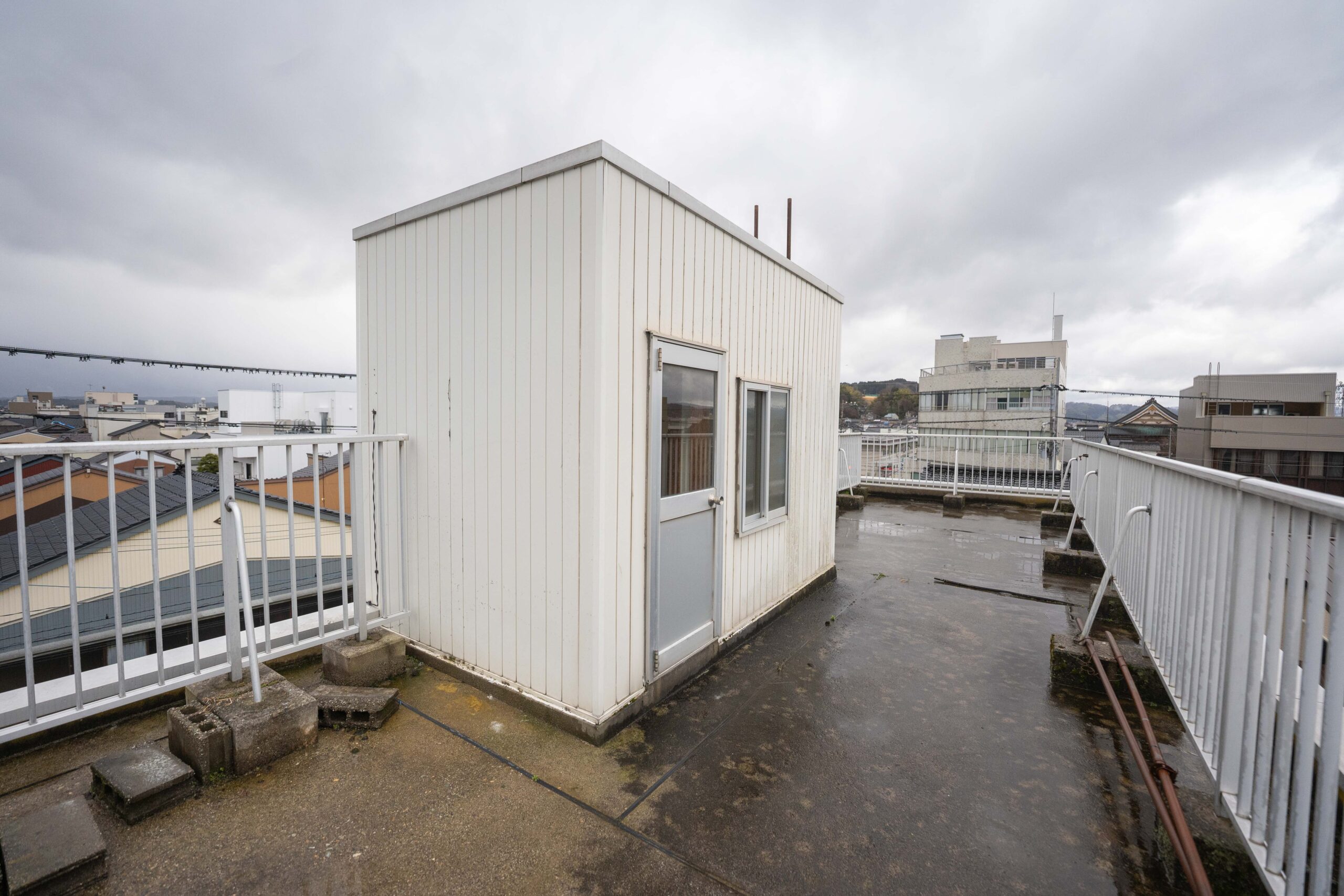 Steel-frame house in Himi