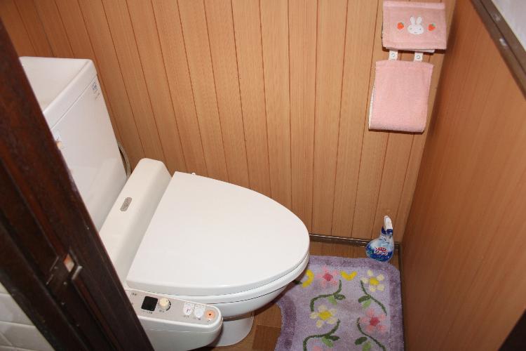 1970s wood house, 15-min walk to station, Tochigi