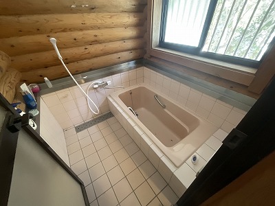 1990s wood house in Hiroshima