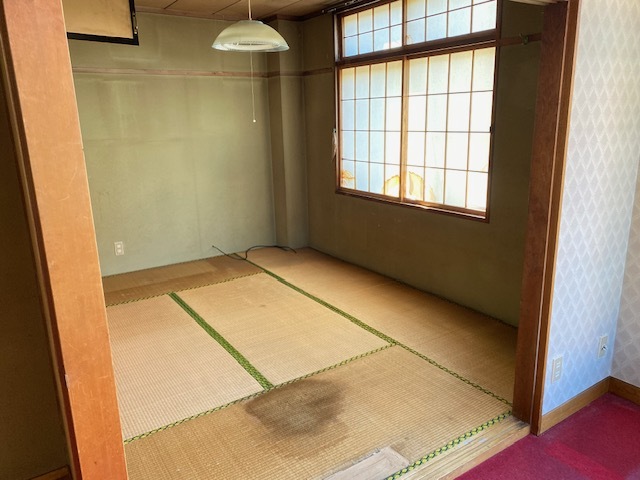 1970s steel-frame house in Kuji