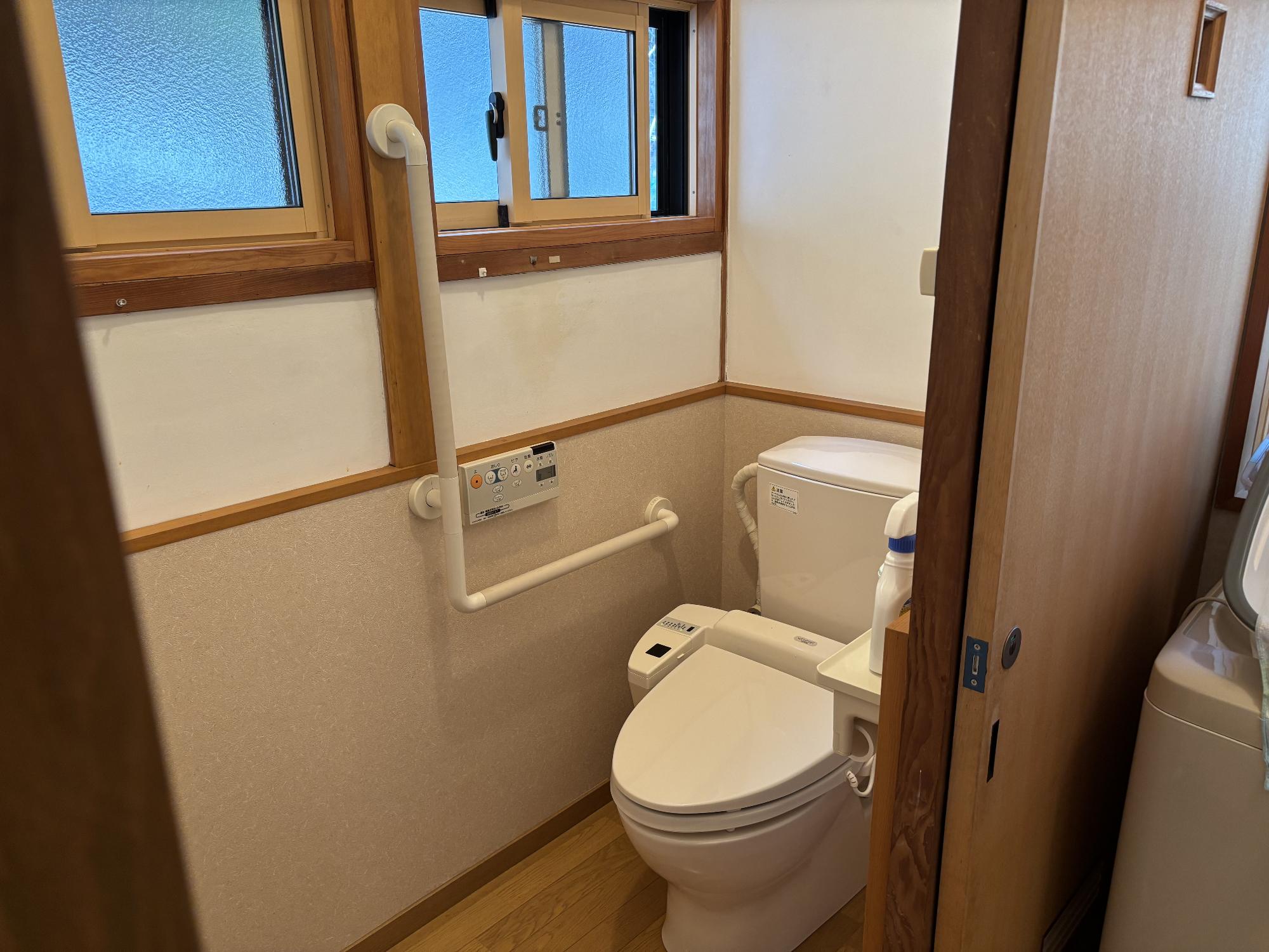 1960s wood house on a large plot in Nagano