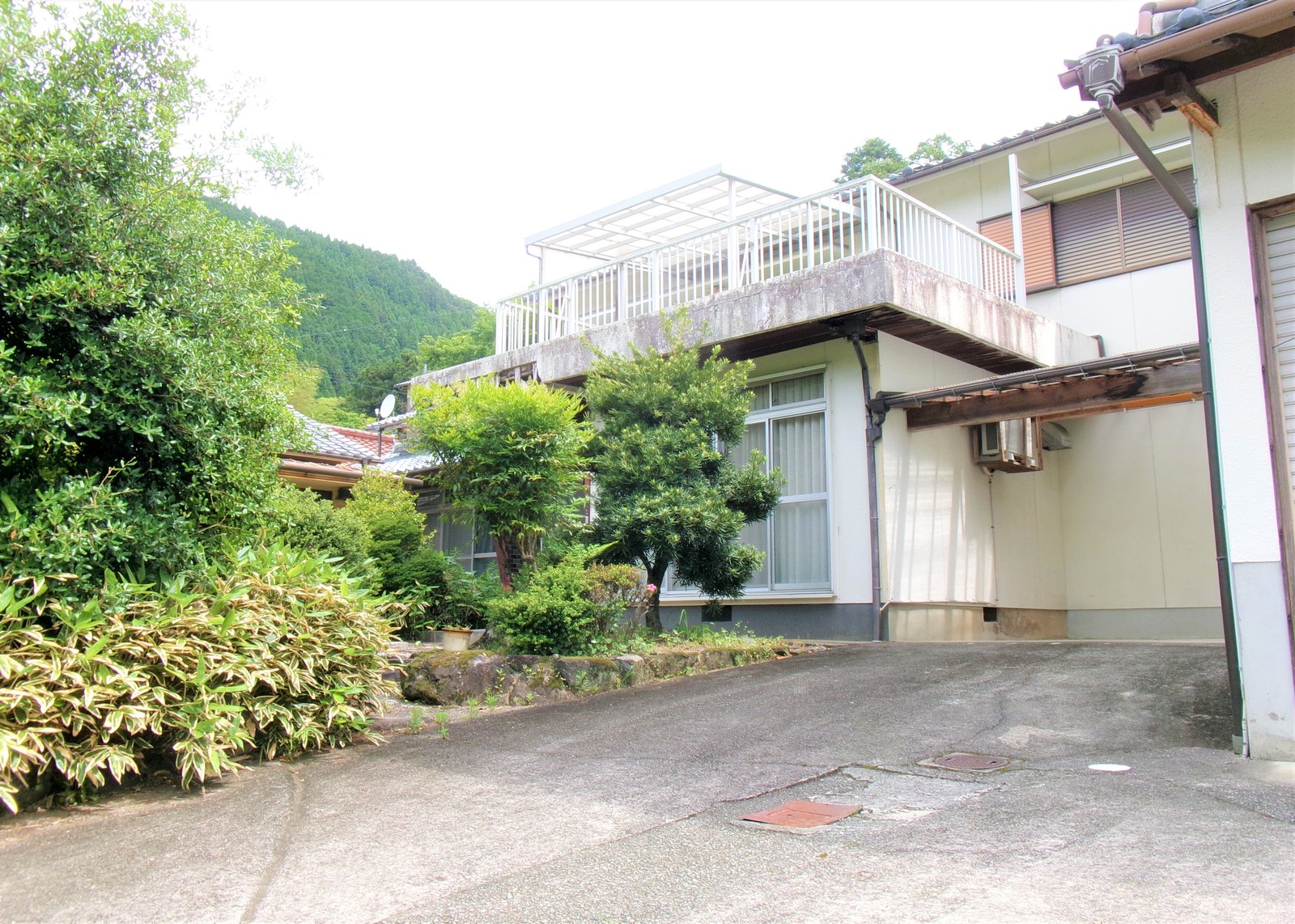 1970s wood house in Hyogo