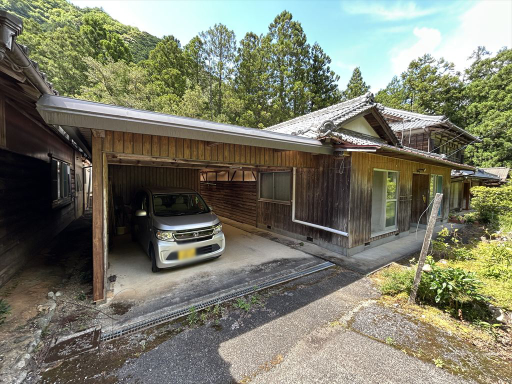1950s wood house in Mie