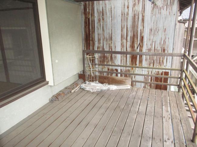 1960s wood house, 15-min walk to station, Okayama