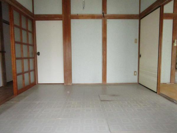1980s wood house in Oita